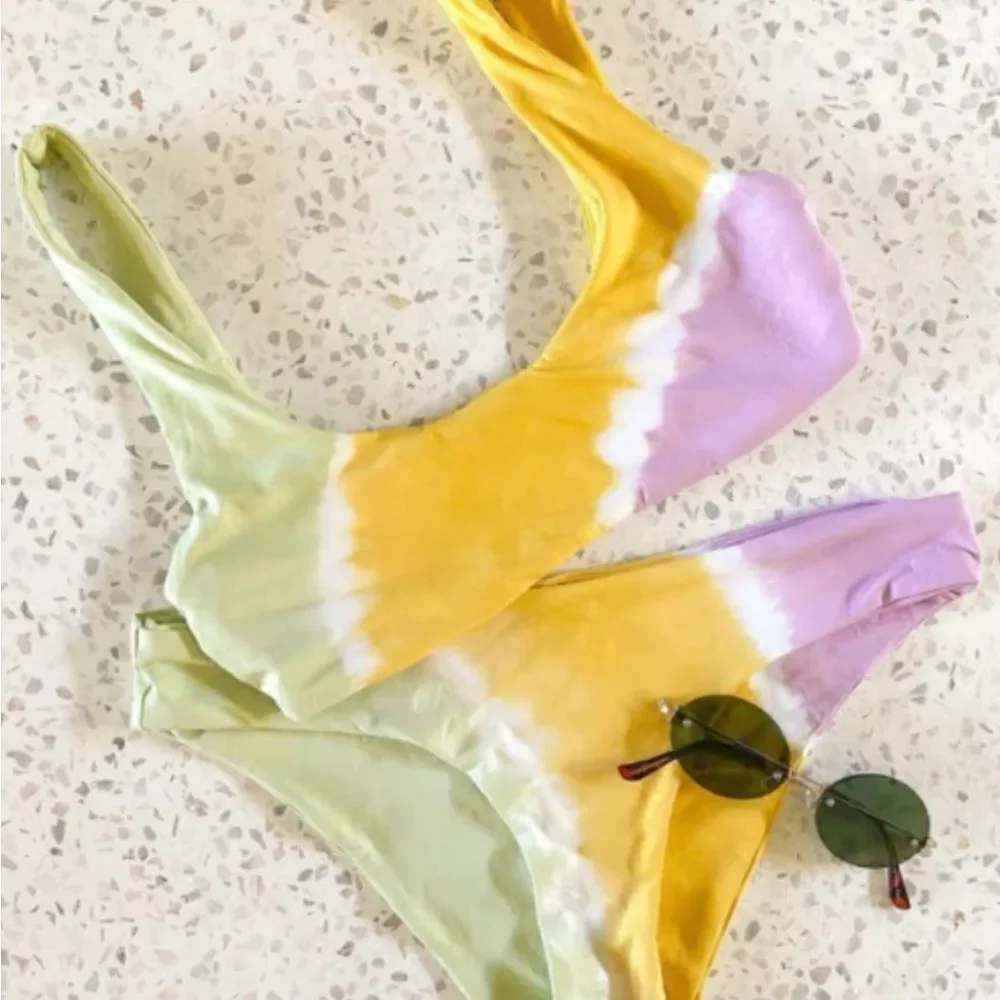 L*Space Women's Tie Dye Lizzie Sandy Diagonal 2 piece bikini top & Bottom sz L